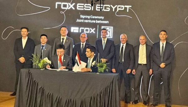 اتفاقية جديدة لتصنيع سيارات روكس في مصر بالتعاون مع عز السويدي