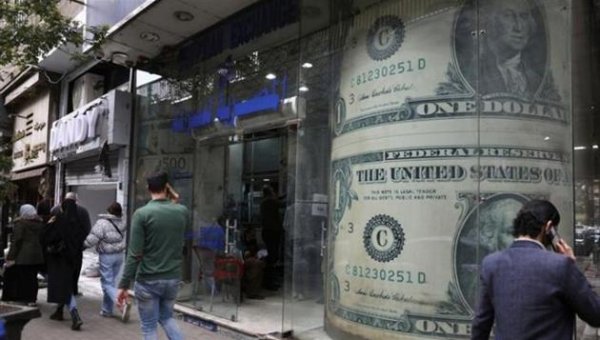 استقرار سعر الدولار أمام الجنيه المصري في البنوك نهاية تعاملات الاثنين