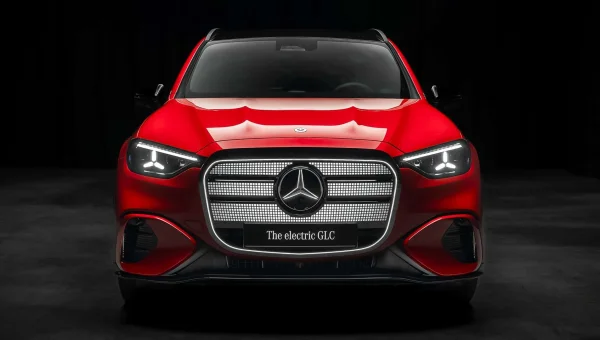 Mercedes Chairman Calls for Longer Working Hours in Germany, Warns of Rising Costs